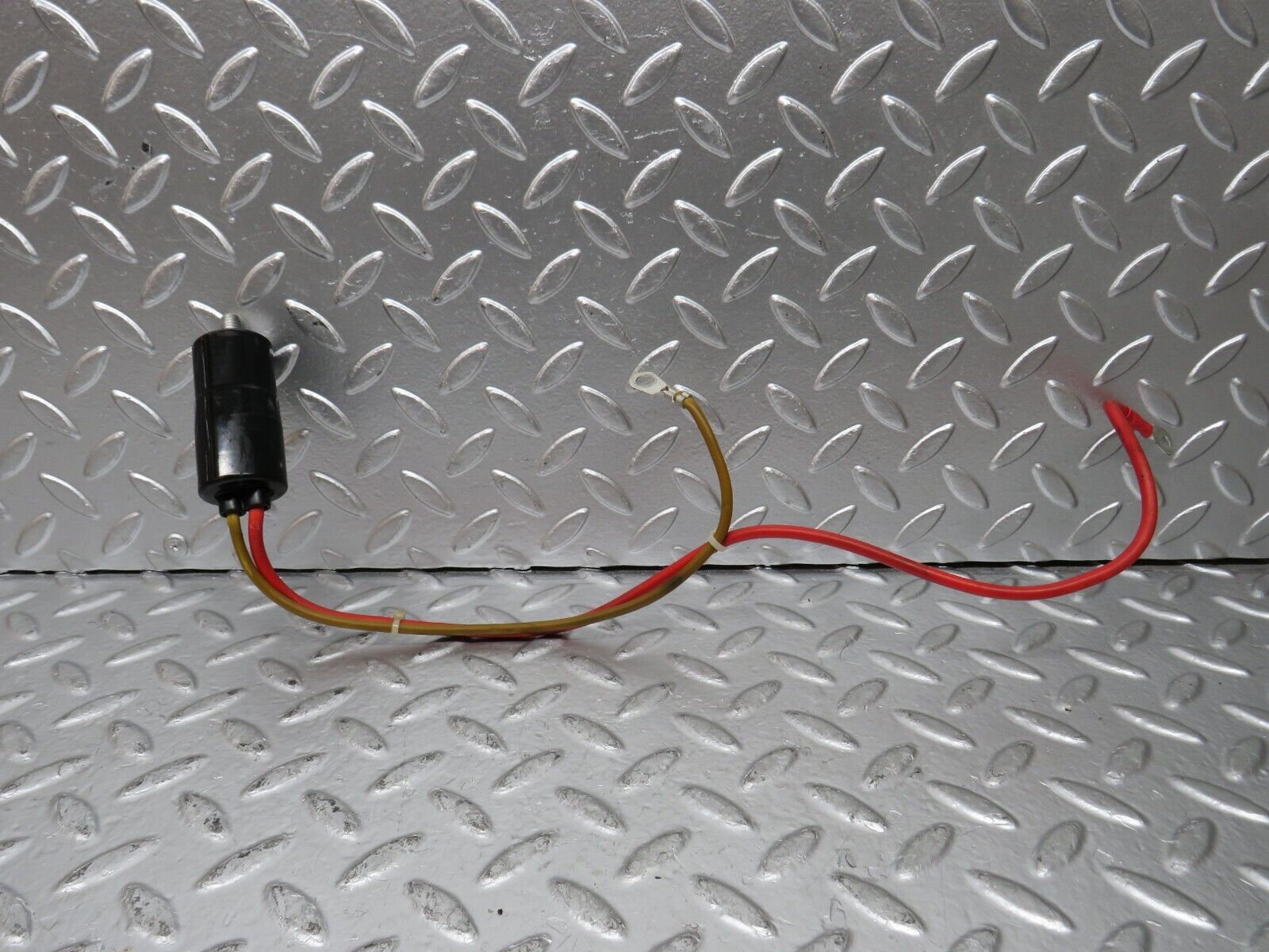 24895 Mercedes-Benz W140 S320 Battery Condenser 1405470101