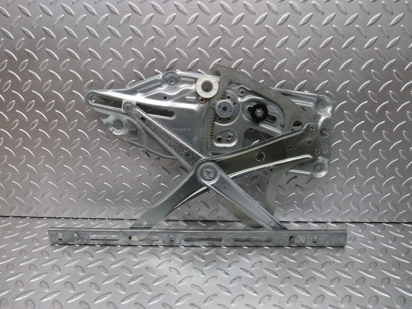 24754 Mercedes-Benz W140 S320 Front Left Power Window Regulator