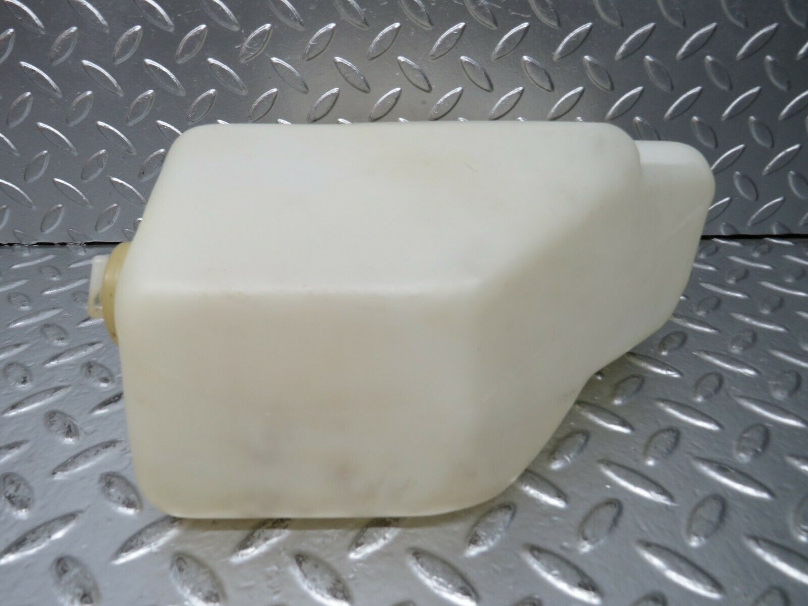 23214 Mercedes-Benz W116 350SE Windscreen Washer Fluid Reservoir Tank