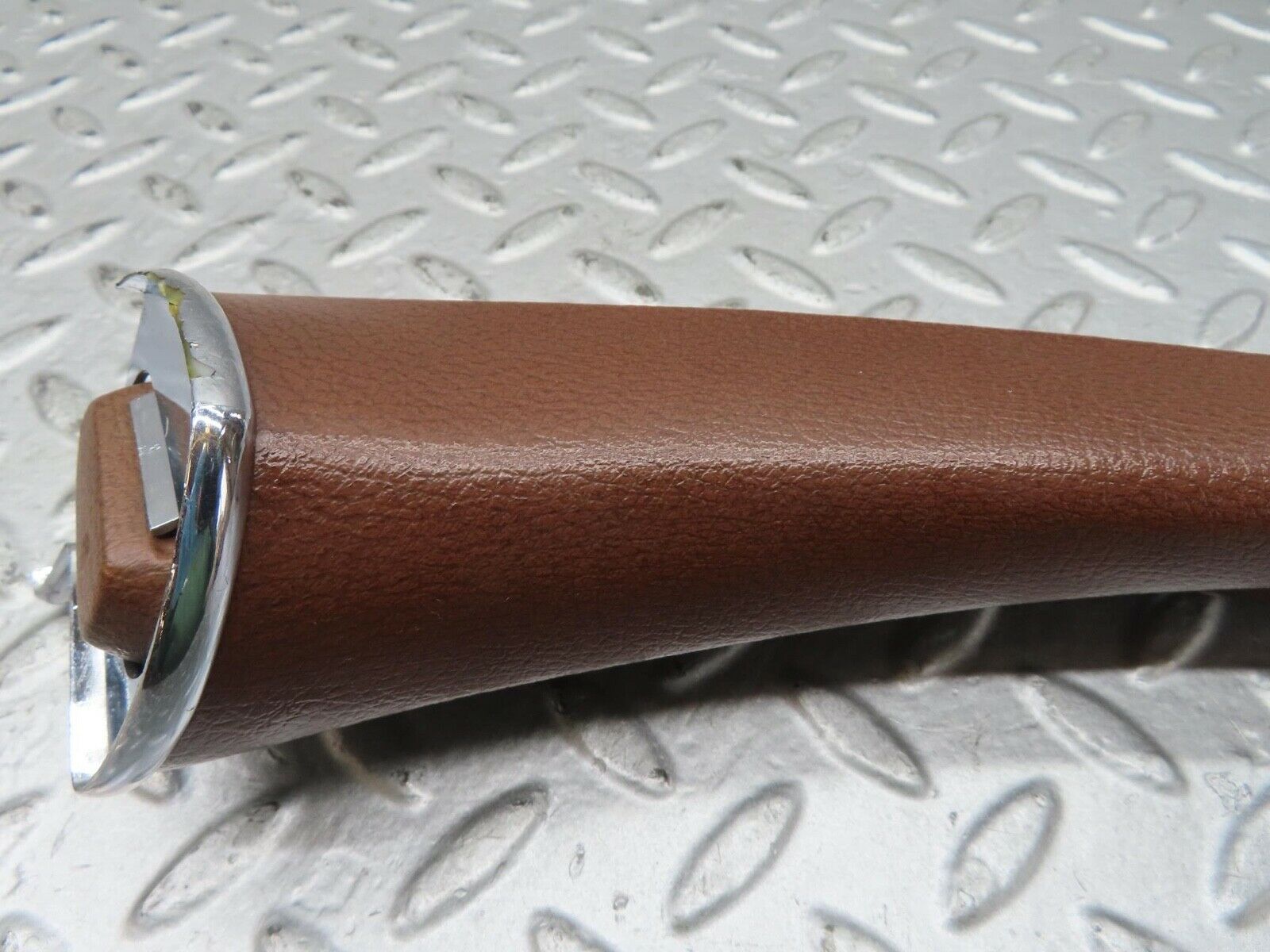 2109 Mercedes-Benz W116 350SE Front Right Door Trim Interior Brown