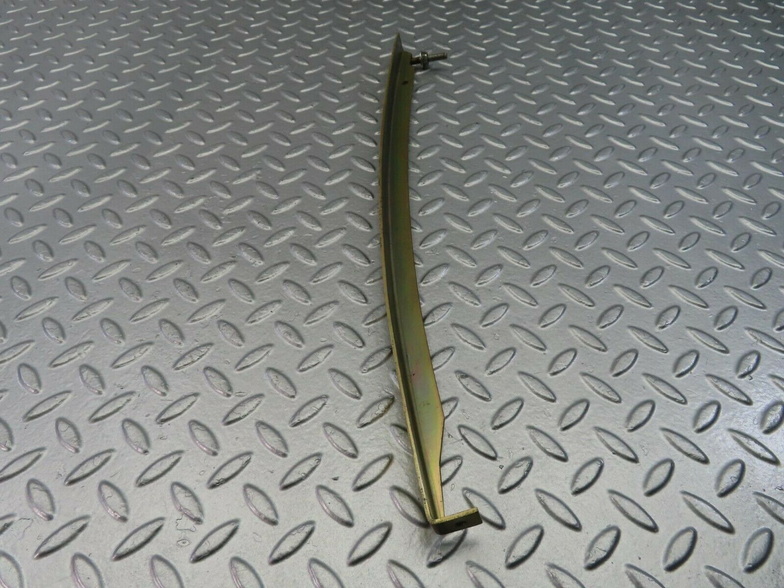 10565 Mercedes-Benz W201 190E Rear Left Door Window Channel