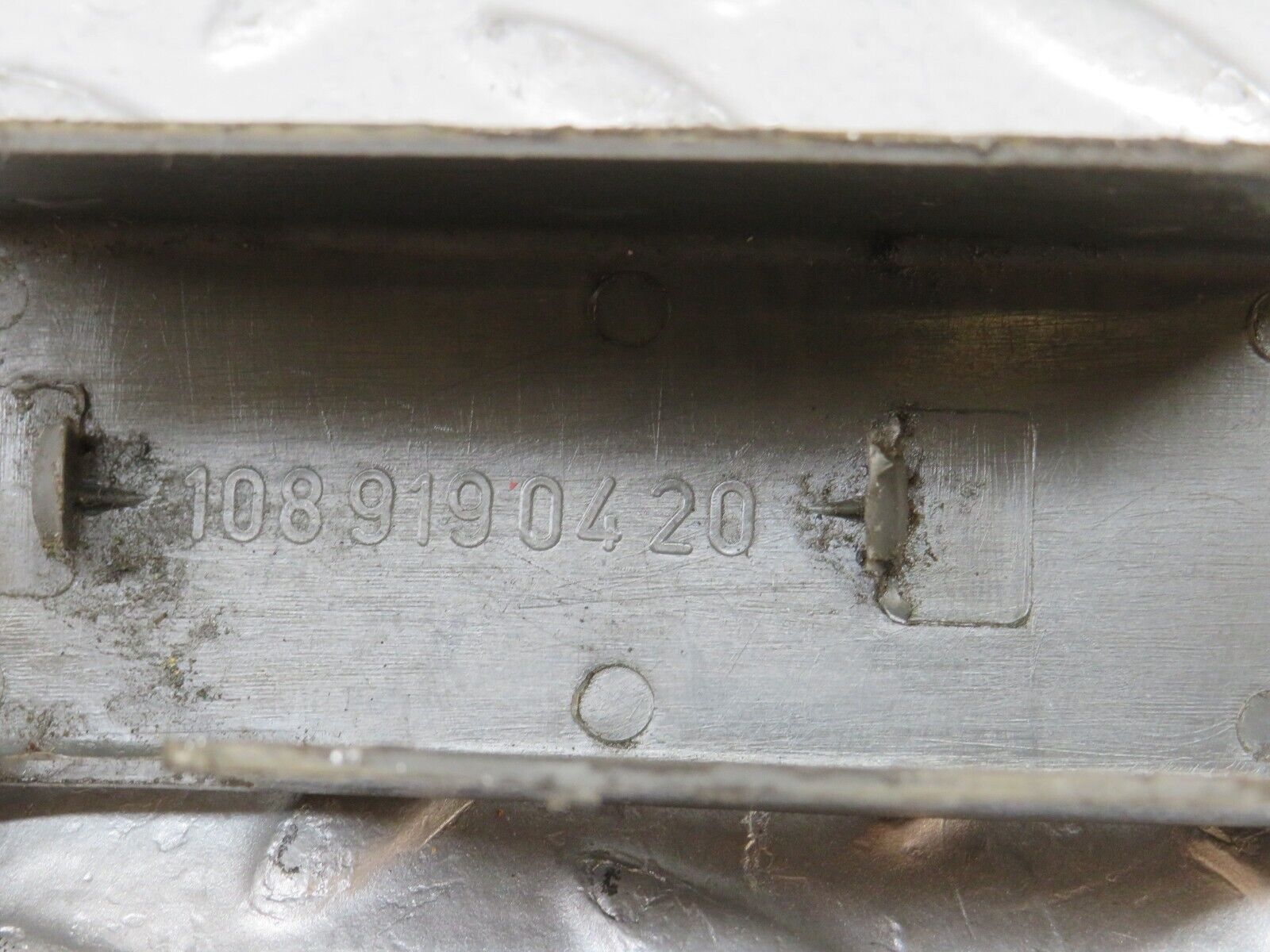 35722 Mercedes-Benz W108 Front Left Seat Rail Cover Trim 1089190420