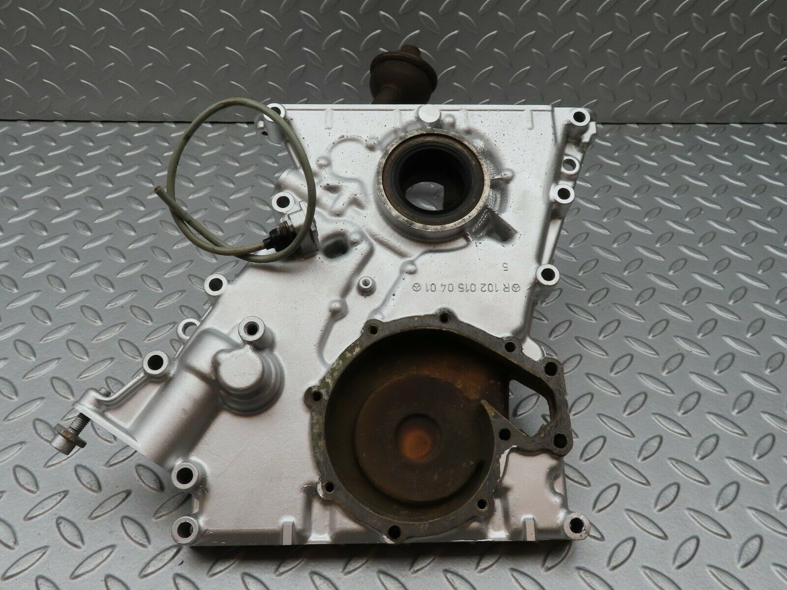 3964 Mercedes-Benz S123 200T Wagon Engine Timing - Oil Pump Cover & Oil Filter Housing 1020150401
