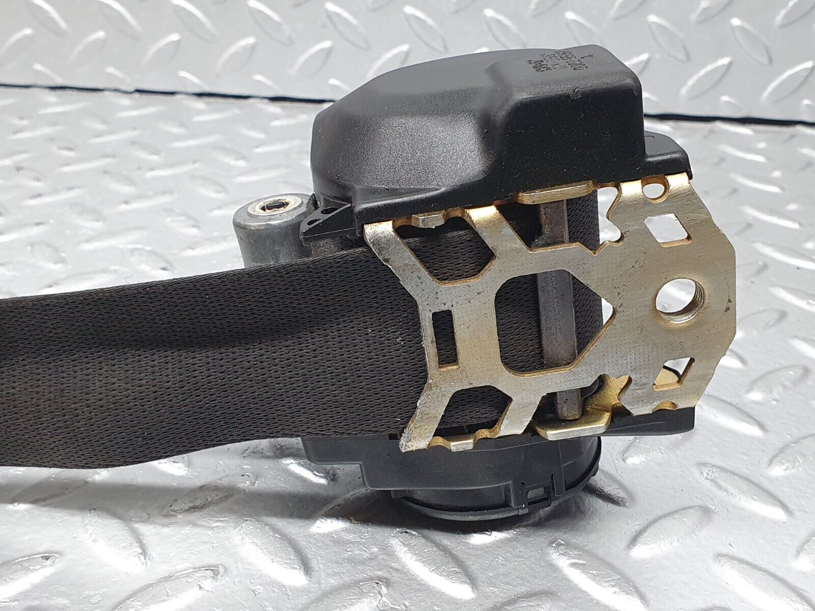 41270 Mercedes-Benz W126 300SE Front Right Seat Belt With Buckle 1268604086 126868001