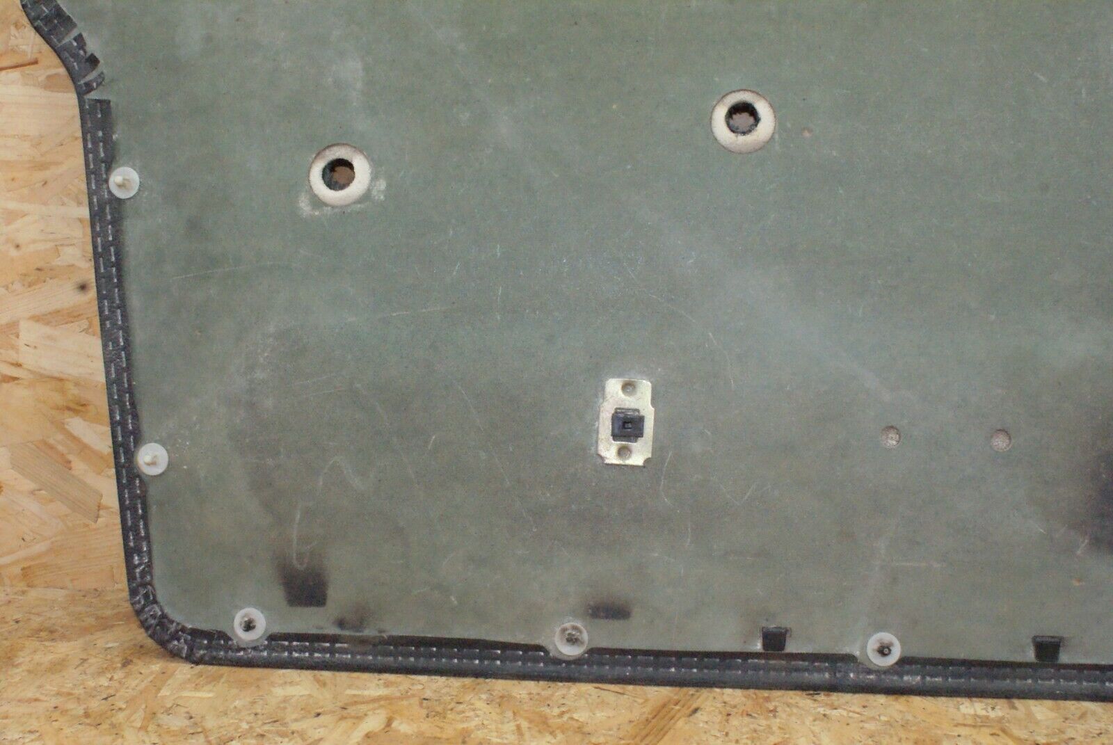 2330 Mercedes-Benz W123 280E Front Right Door Card