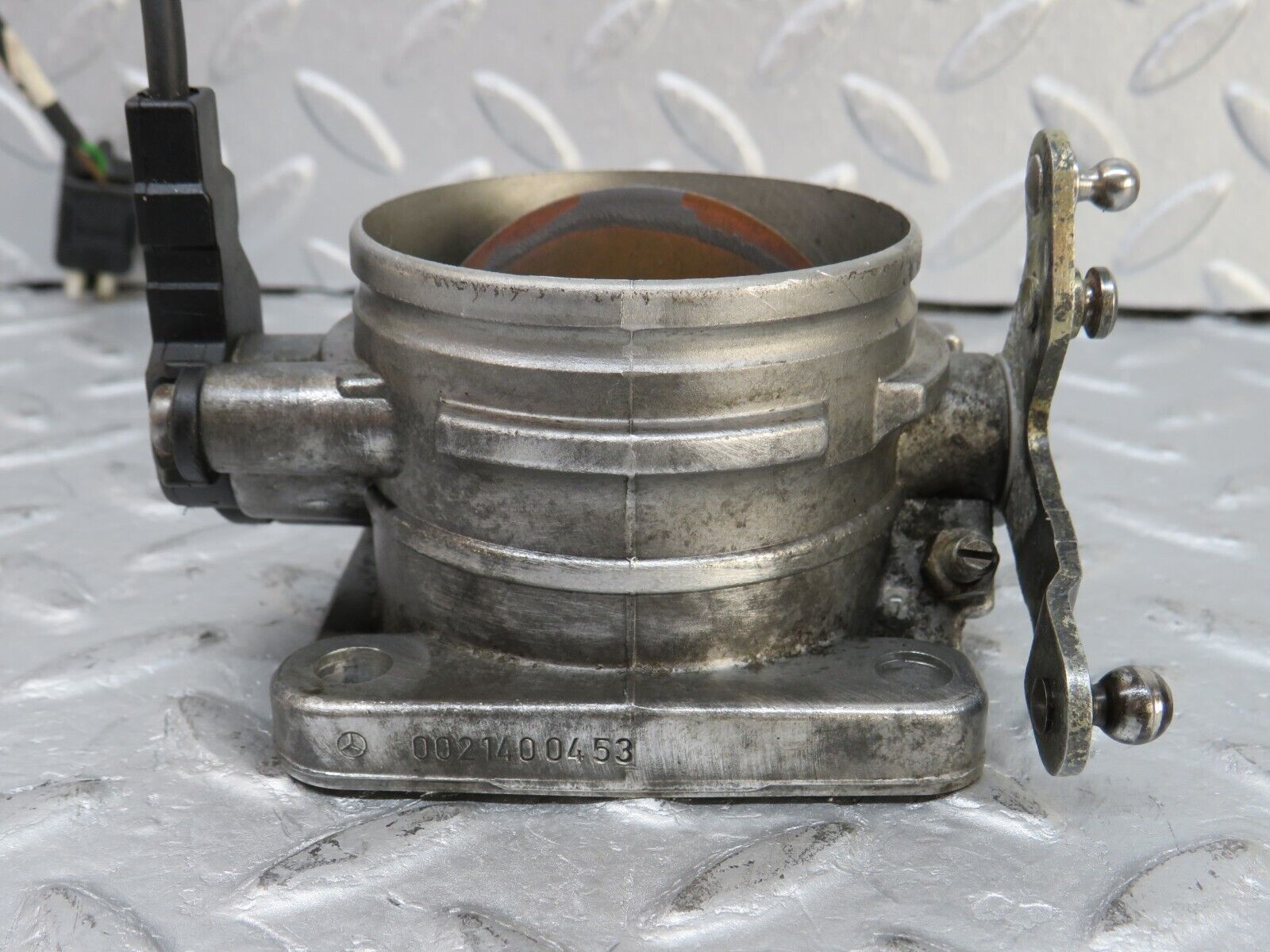 36673 Mercedes-Benz W201 190E 2.0L Throttle Body Valve & Sensor 0021400453 0055459824 240124/001/002