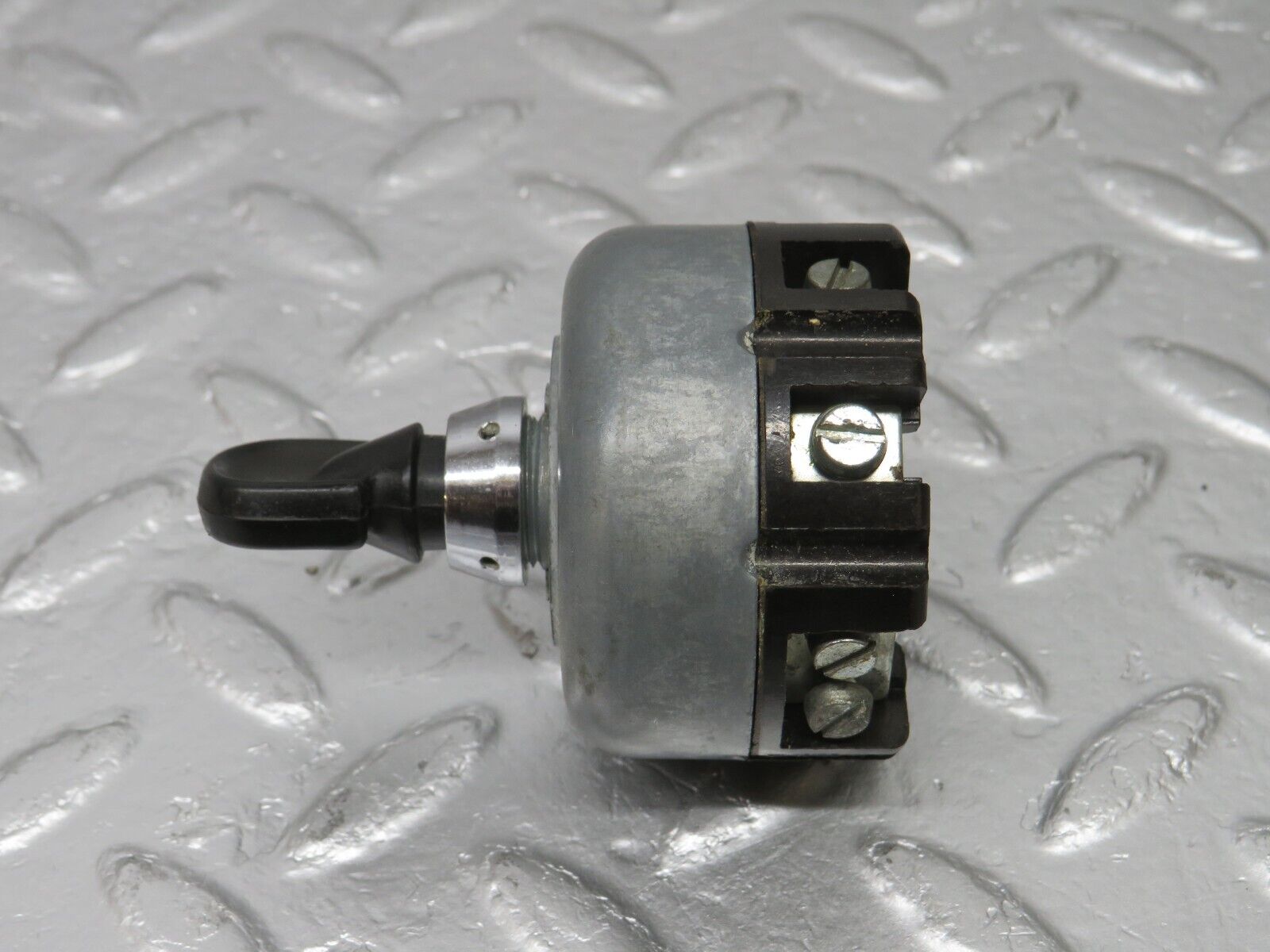40307 Mercedes-Benz W110 230 Headlight Switch