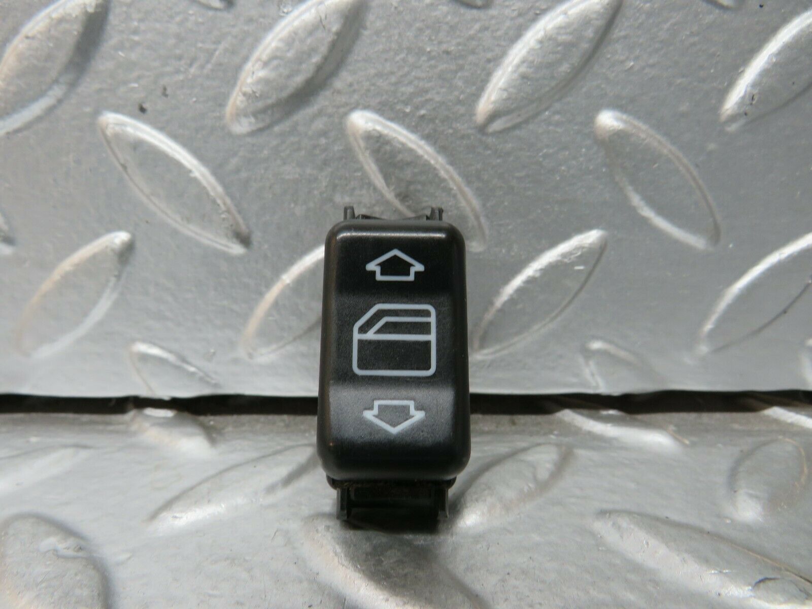 24290 Mercedes-Benz S124 220TE Electric Window Switch Left Side 1248209310