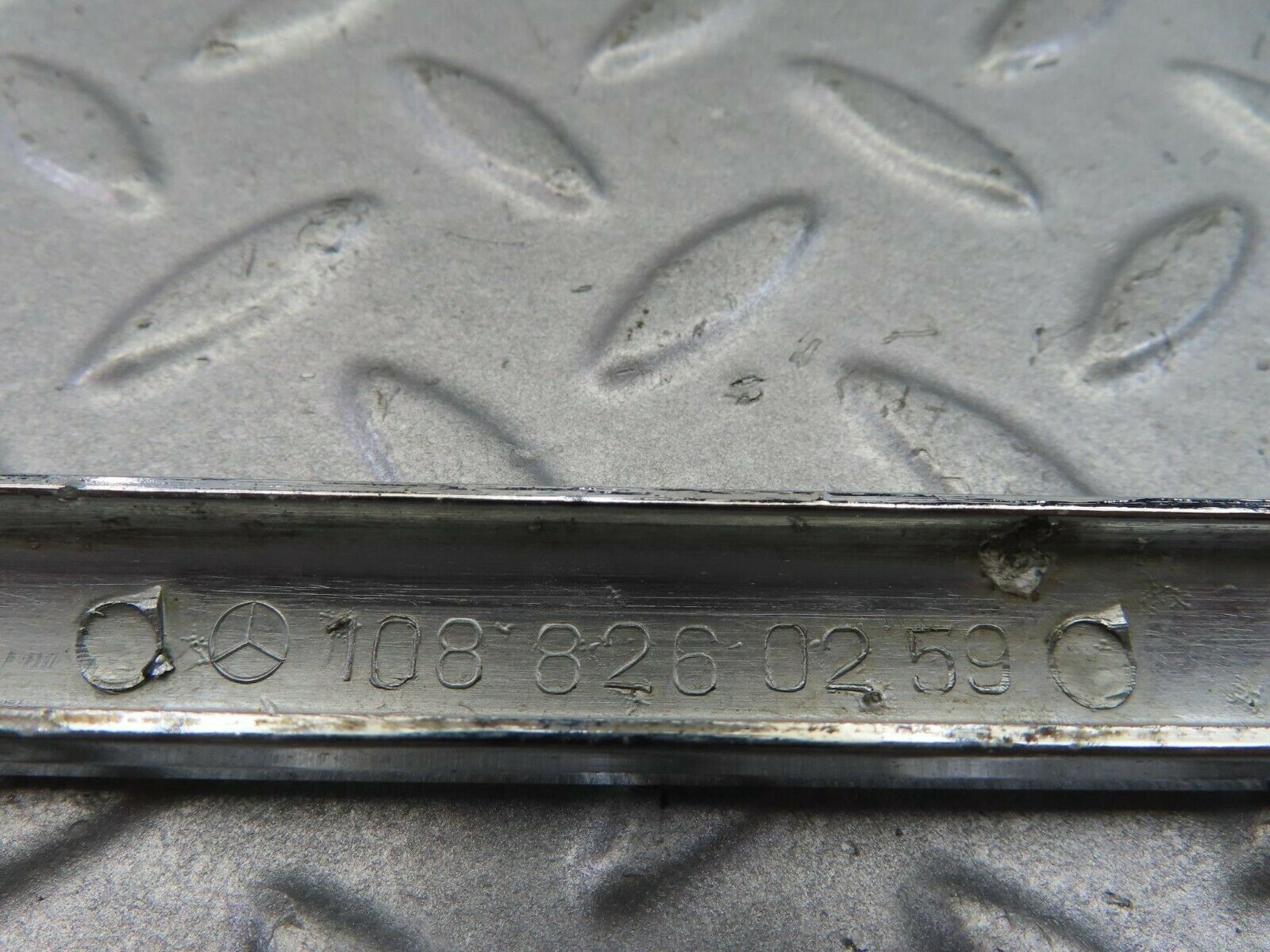 8100 Mercedes-Benz W108 Tail Light Chrome Frame Right 1088260259