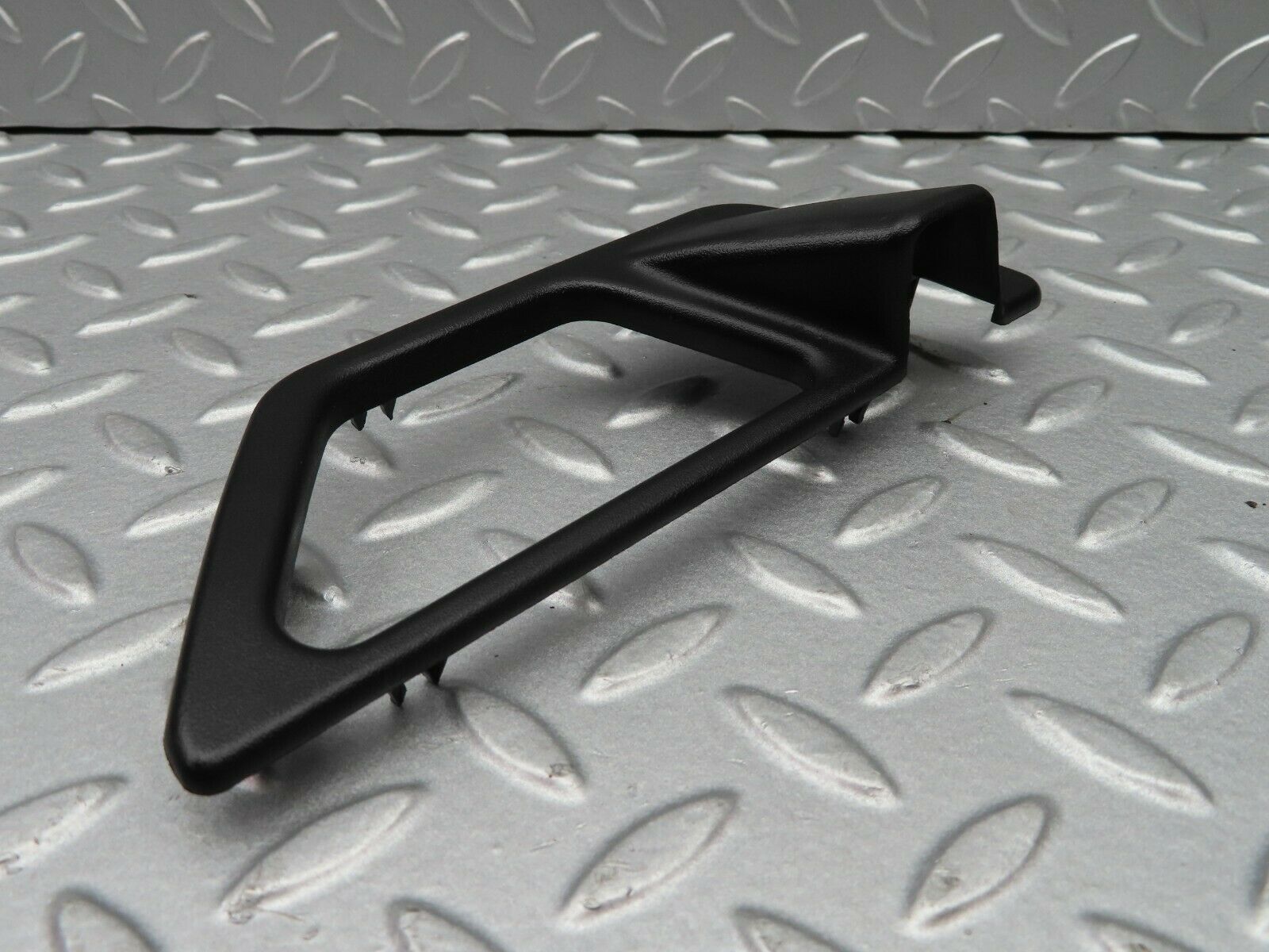 5252 Mercedes-Benz W124 230E Door Opener Frame Front Left