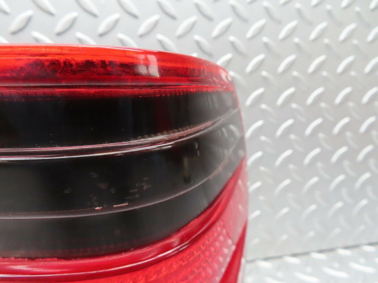 14913 Mercedes-Benz W140 S320 Tail Light Right Side