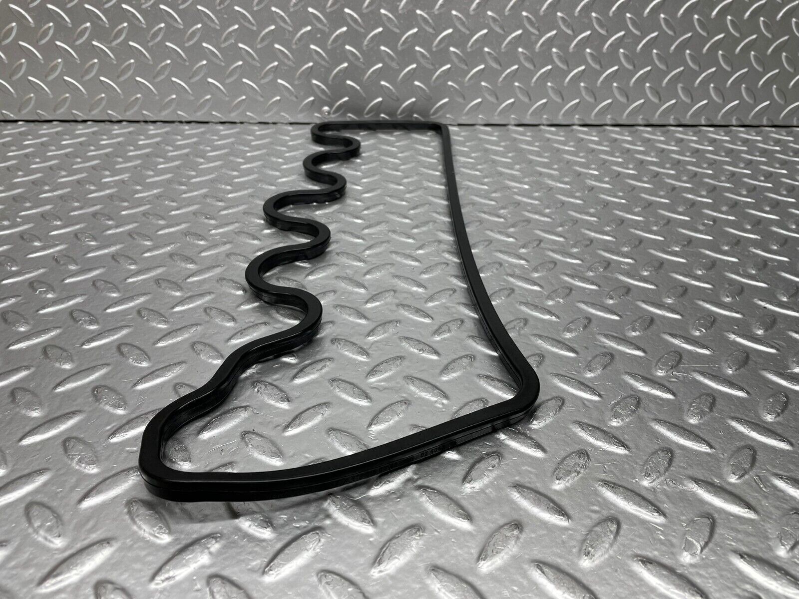 31337 Mercedes-Benz W123 200D Engine Rocker Cover Gasket 6150160080