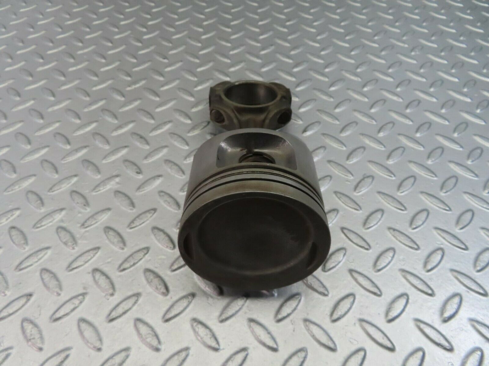 10135 Mercedes-Benz C123 230CE Coupe Piston With Connecting Rod 95.475 mm