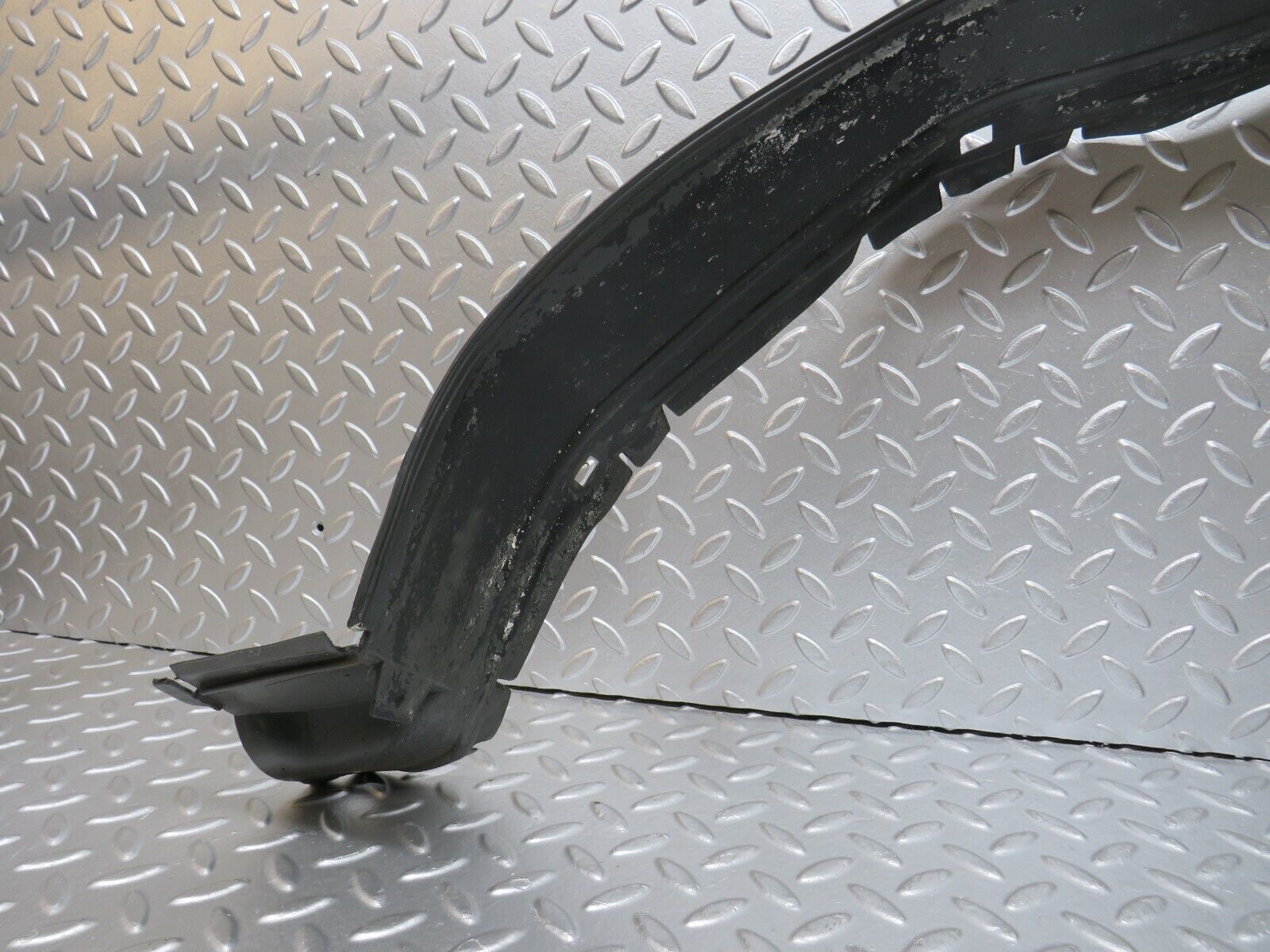 30238 Mercedes-Benz W124 230E Front Left Inner Fender Wing Splash Guard 1248840735