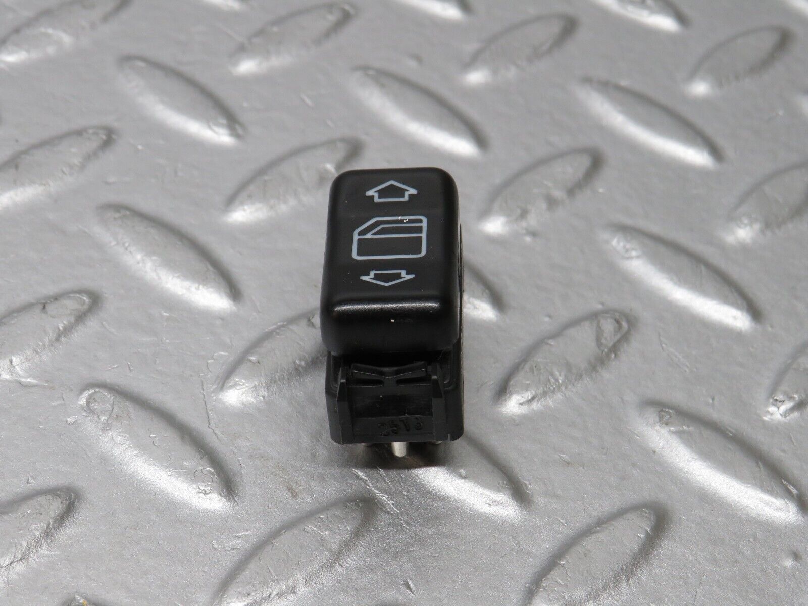 38962 Mercedes-Benz W201 190E 2.6L Electric Window Switch Left 1248204610