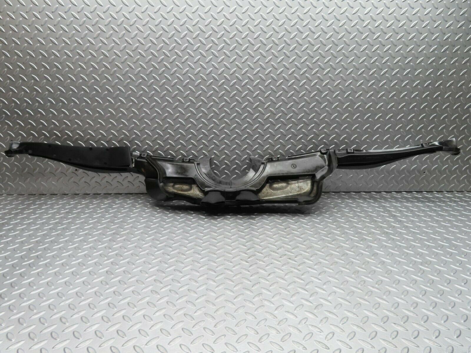 16300 Mercedes-Benz W124 260E Wiper Mechanism Cover Panel 1246200978