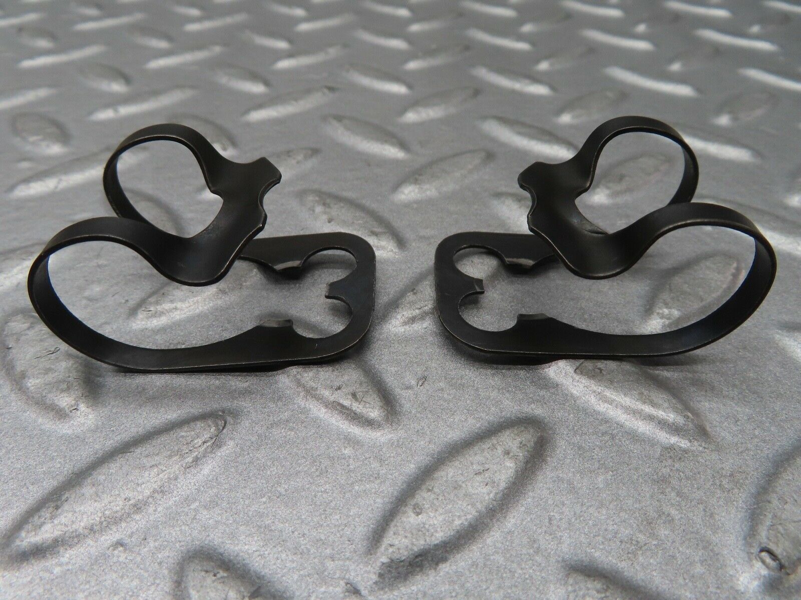 16955 Mercedes-Benz C123 280CE Coupe Valve Rocker Arm With Retaining Spring