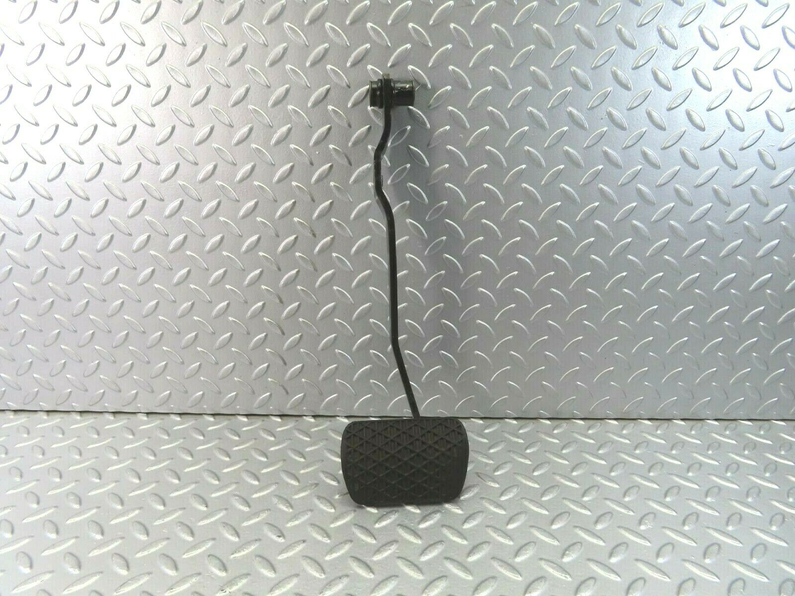 10085 Mercedes-Benz C123 230CE Coupe Brake Pedal