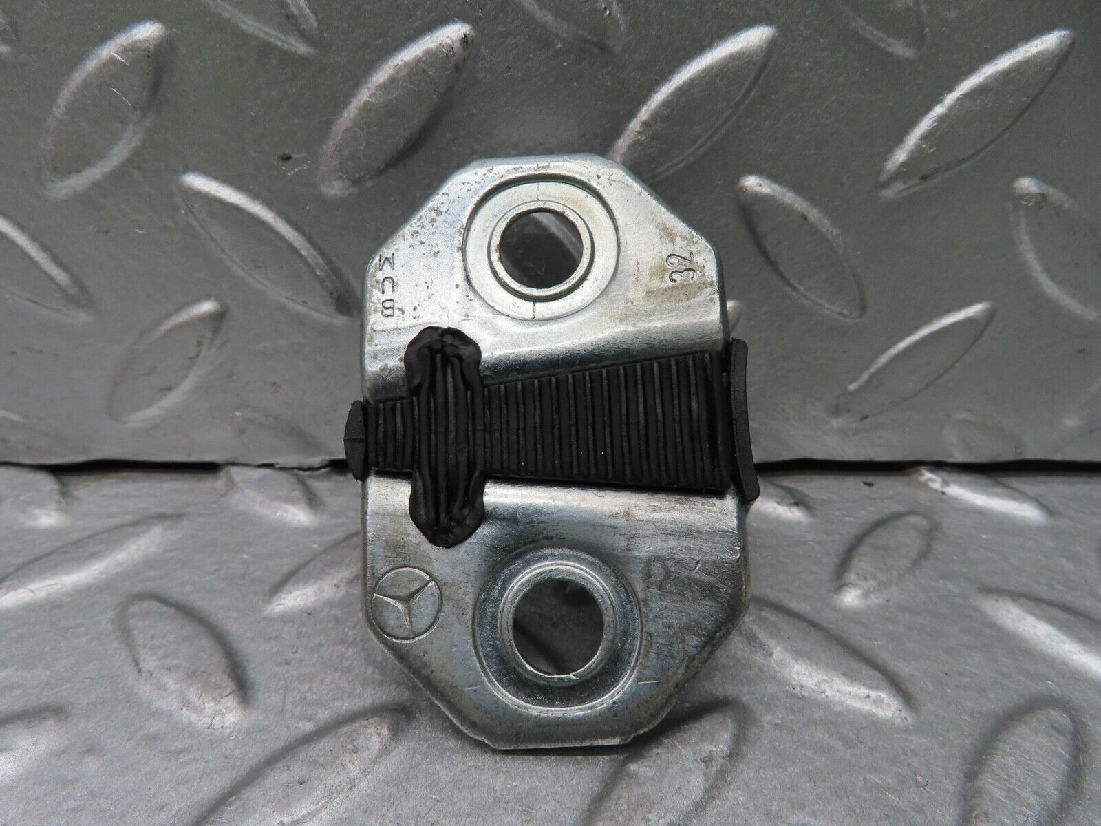 14881 Mercedes-Benz W140 S320 Door Lock Latch Right Side