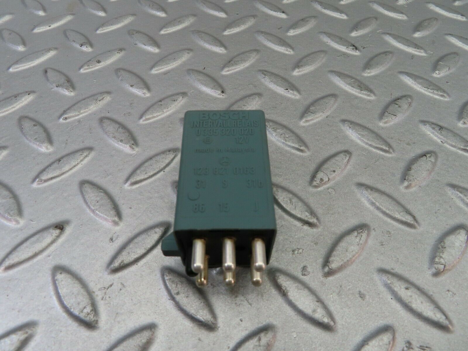 7722 Mercedes-Benz S123 230TE Wagon Wiper Relay 1238210163