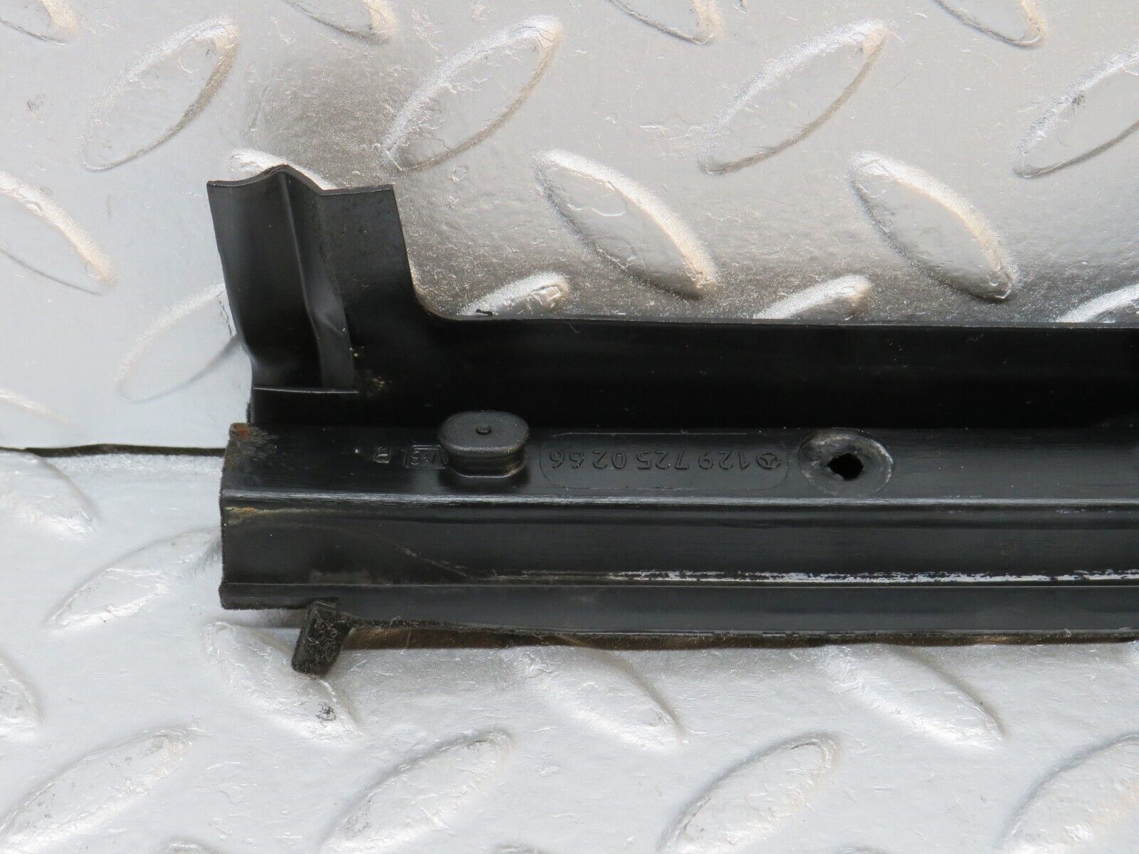 38268 Mercedes-Benz R129 280SL Coupe Right Door Wing Mirror Rubber 1297250266