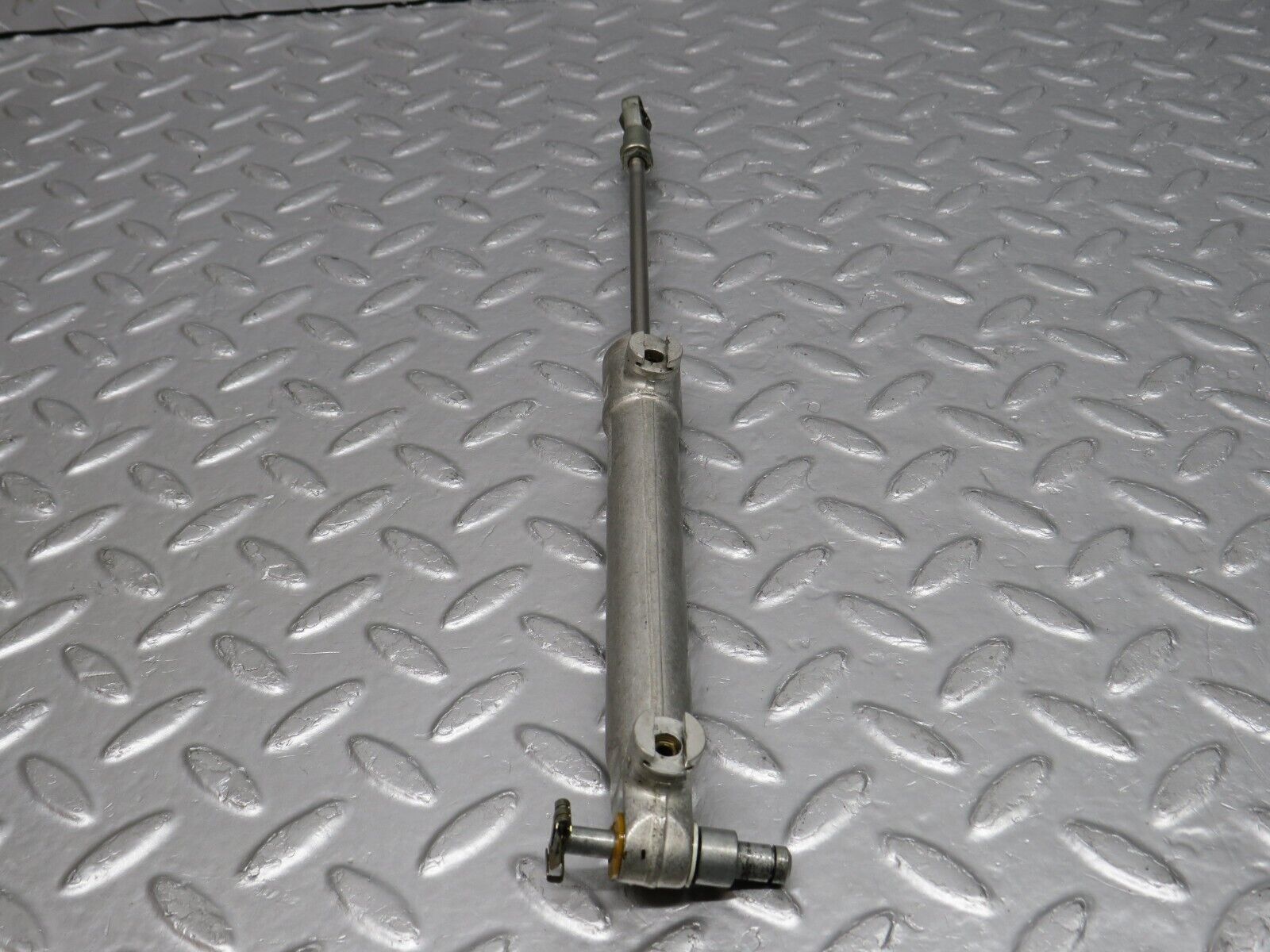 39796 Mercedes-Benz R129 320SL Coupe Roof Folding Hydraulic Cylinder 1298002072