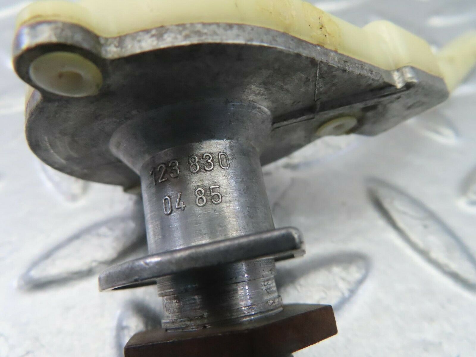 9976 Mercedes-Benz C123 230CE Coupe Heater Regulator 1238300485