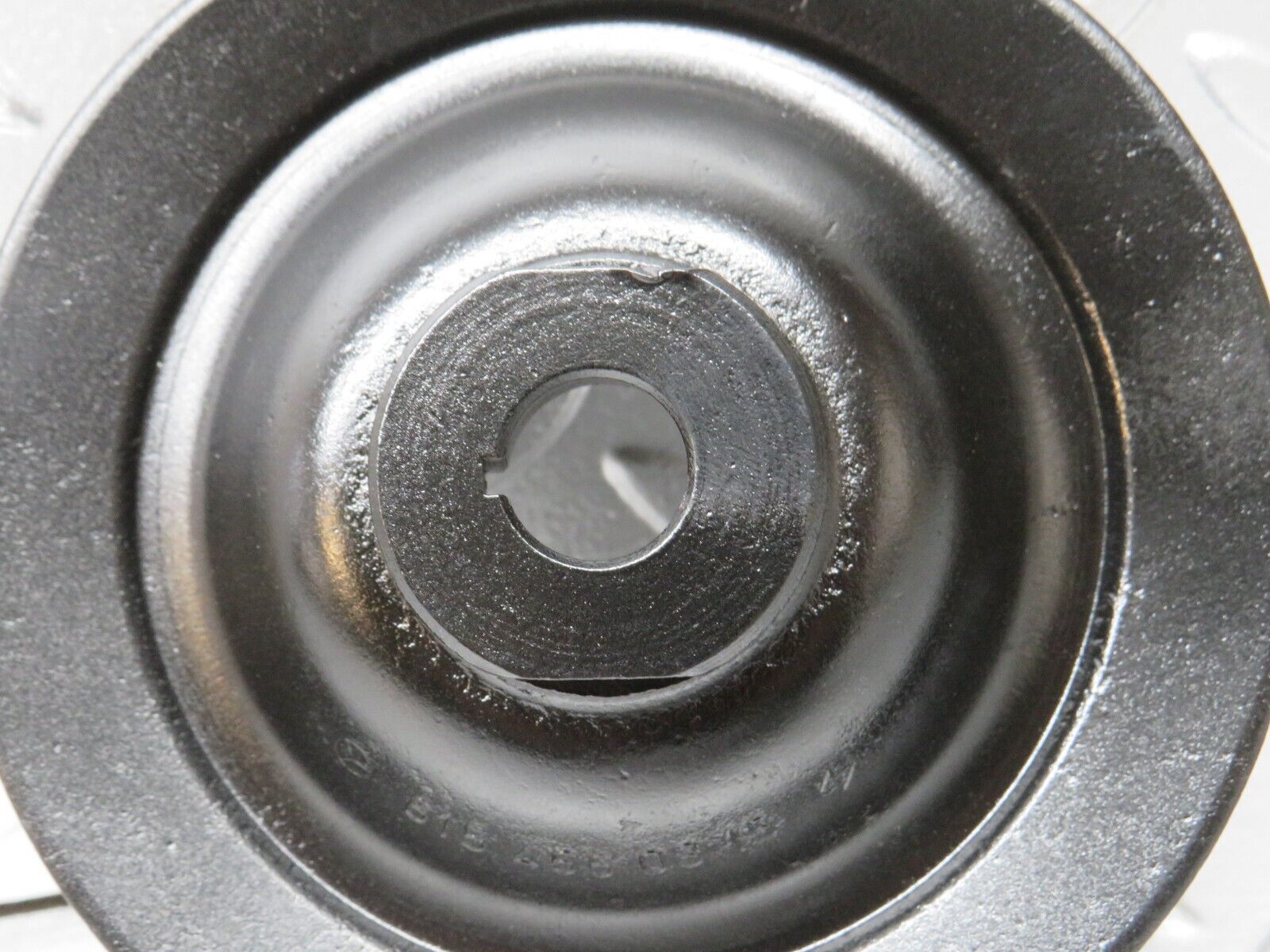 32906 Mercedes-Benz W123 300D Power Steering Pump Pulley 6154660315