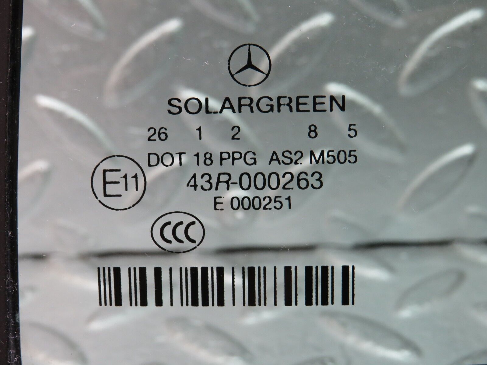 35164 Mercedes-Benz W221 Rear Left Quarter Window Glass 2217350124