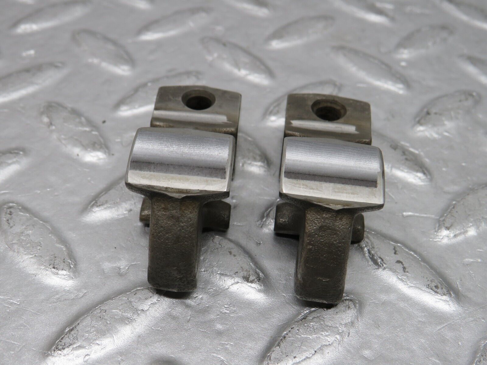 37622 Mercedes-Benz W109 300SEL Valve Rocker Arm With Spring & Tappet