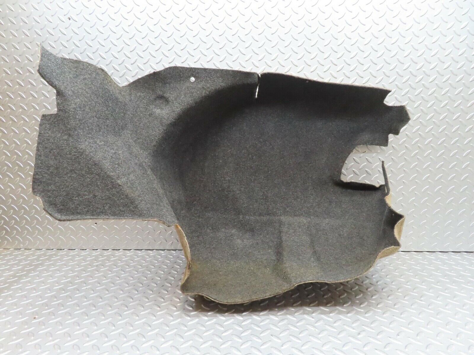 14323 Mercedes-Benz W116 350SE Trunk Side Panel Right