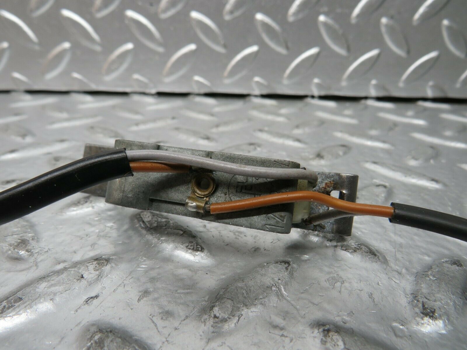 23798 Mercedes-Benz C107 450SLC Coupe number Plate Light