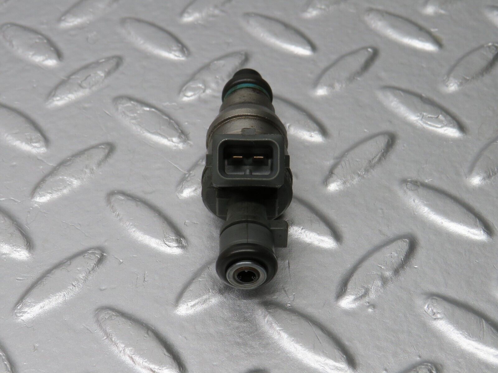 39419 Mercedes-Benz R129 320SL Coupe Fuel Injector Bosch 0000787323 0280155209