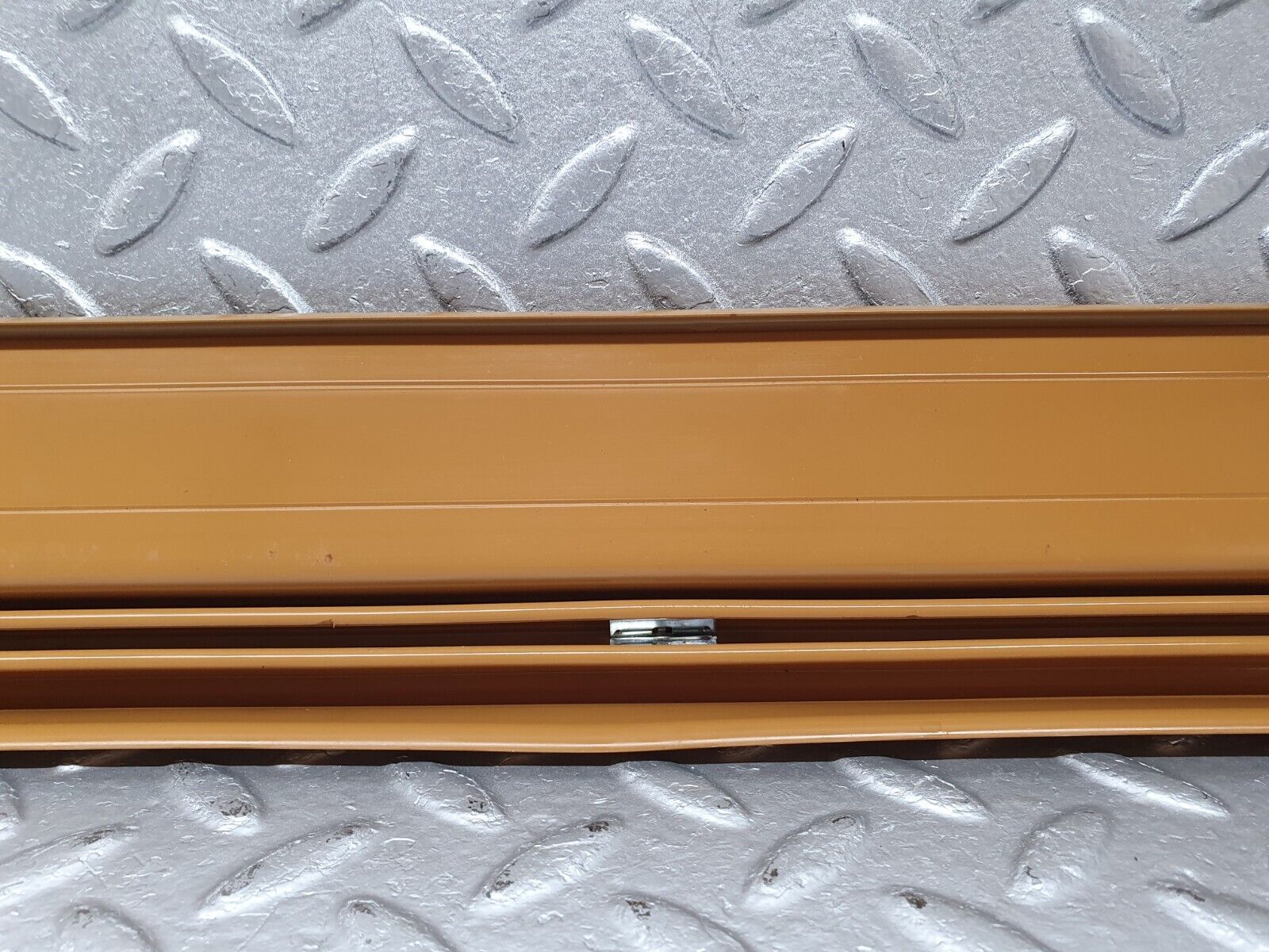 41418 Mercedes-Benz W124 200E Front Left Door Sill Trim Palomino