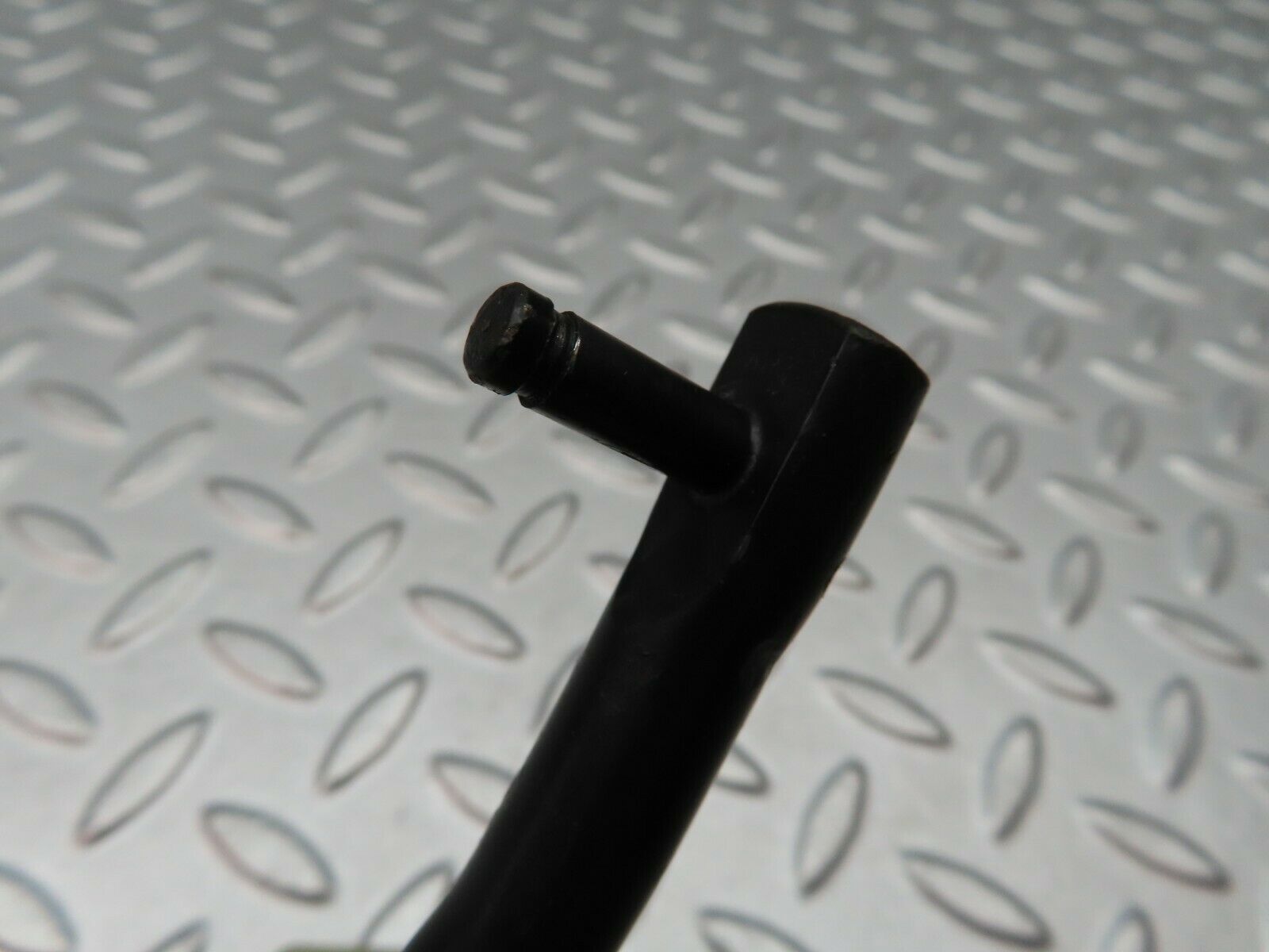 5677 Mercedes-Benz W123 200 Accelerator Pedal Linkage