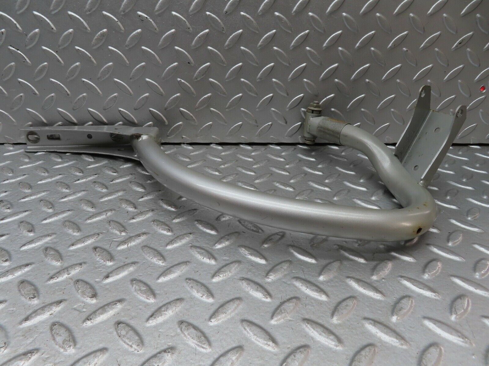 19433 Mercedes-Benz C140 CL420 Coupe Trunk Lid Hinge Right Side