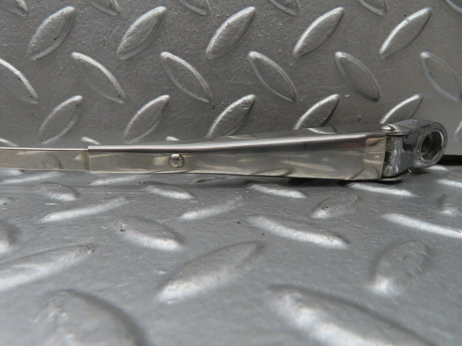 18405 Mercedes-Benz W111 220SE Coupe Wiper Arm Left Side