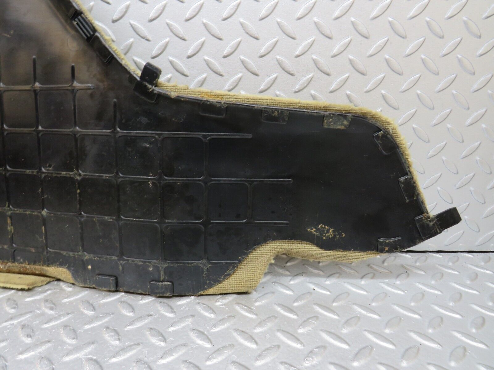 37074 Mercedes-Benz C126 420SEC Coupe Centre Console Carpet Right 1266831225