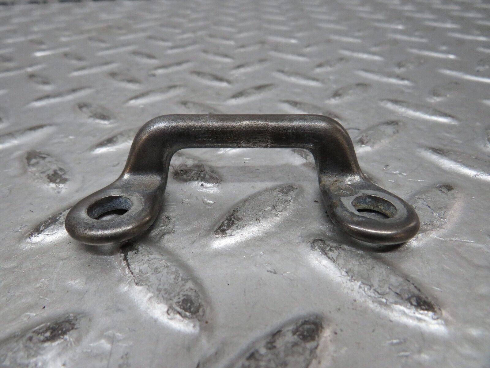 27803 Mercedes-Benz S124 300TE Wagon Trunk Lock Latch