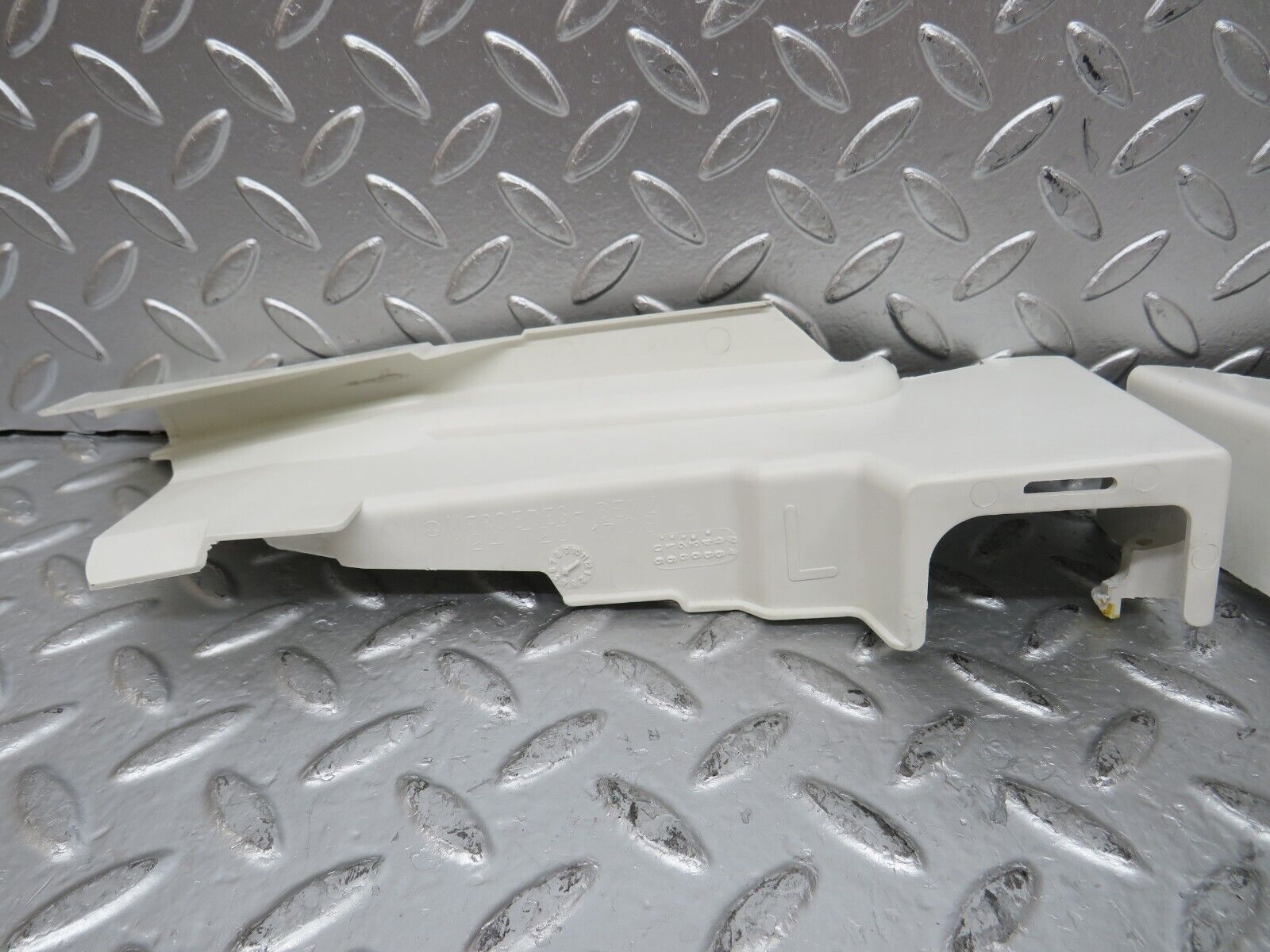 25972 Mercedes-Benz W124 280E Front Door Lock Cover Pair 1247231808 1247231708