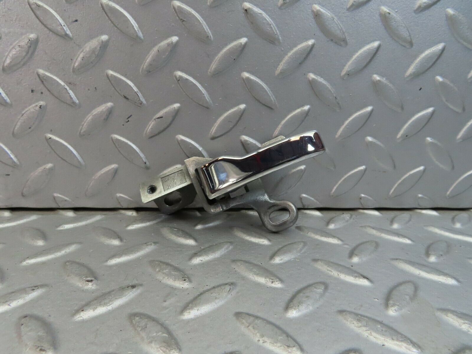 9615 Mercedes-Benz C123 280CE Coupe Left Interior Door Handle 1237600161