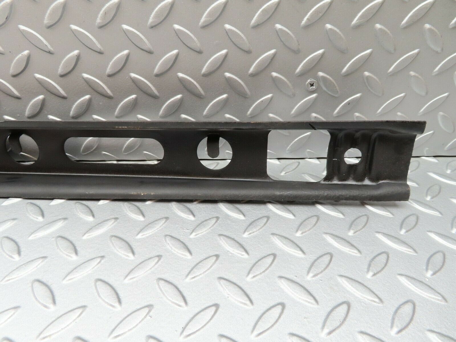 4261 Mercedes-Benz S123 200T Wagon Front Bumper Middle Reinforcement