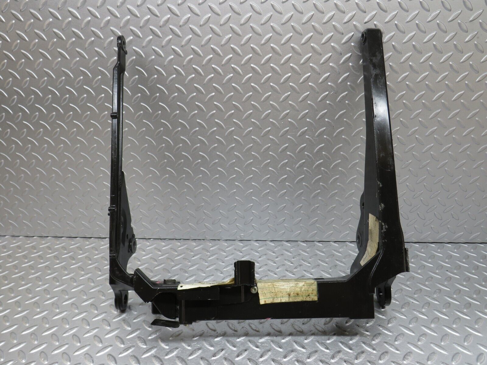 36833 Mercedes-Benz R129 300SL-24 Front Left Seat Base 1299190006 1299190206