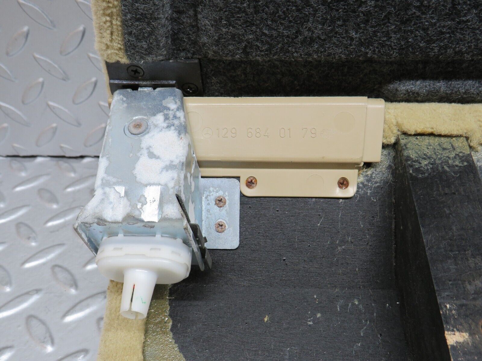 38278 Mercedes-Benz R129 280SL Coupe Rear Storage Carpet Panel Beige 1296840179 1296840279