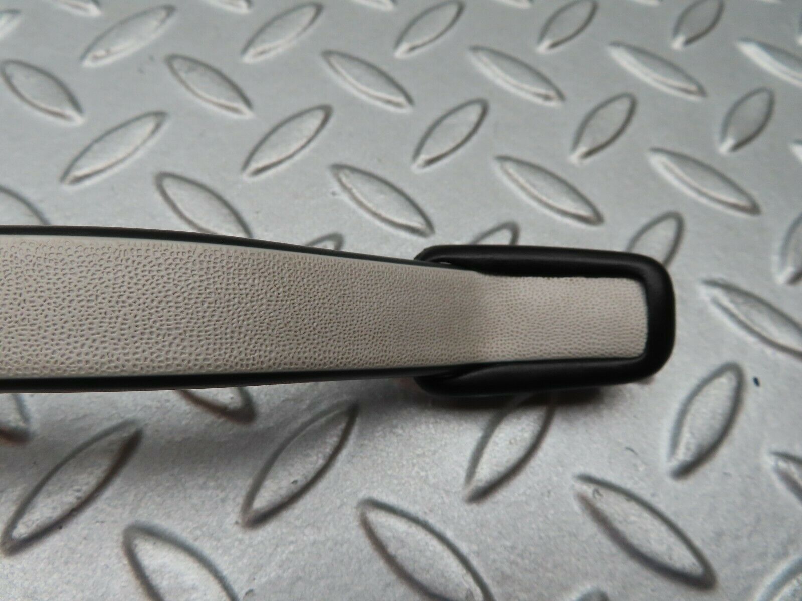 3876 Mercedes-Benz S123 200T Wagon Interior Roof Grab Handle Rear