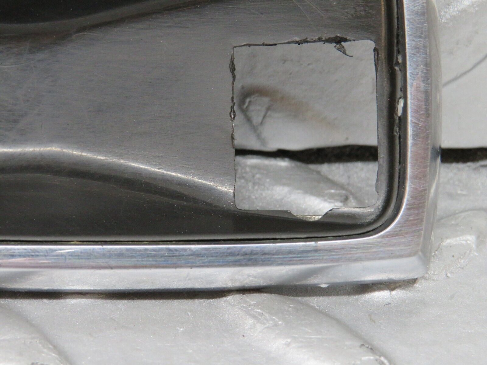 35816 Mercedes-Benz W108 Chrome Frame For Door Opener Front Right