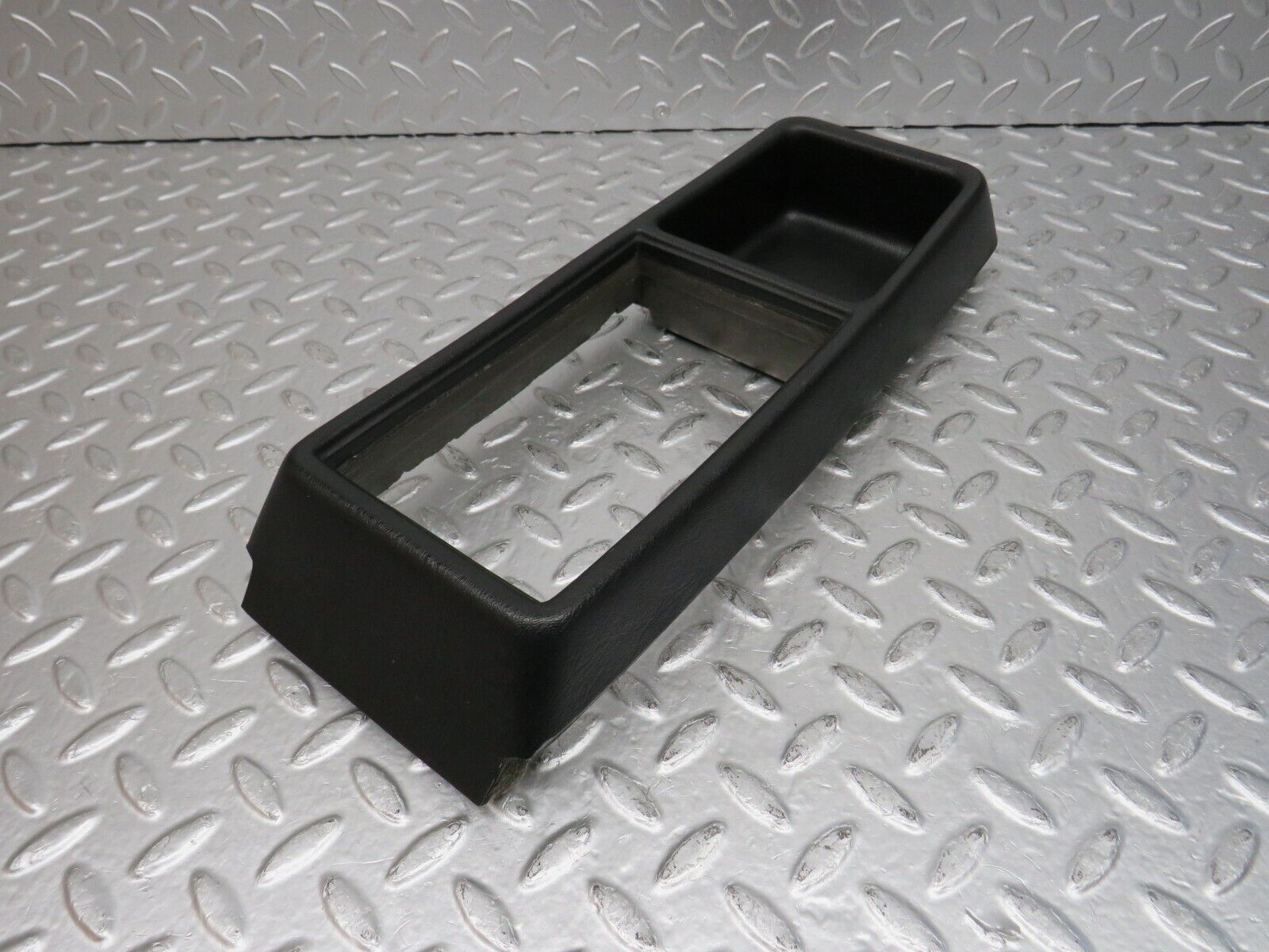 32360 Mercedes-Benz S124 300TE Wagon Centre Console Tray