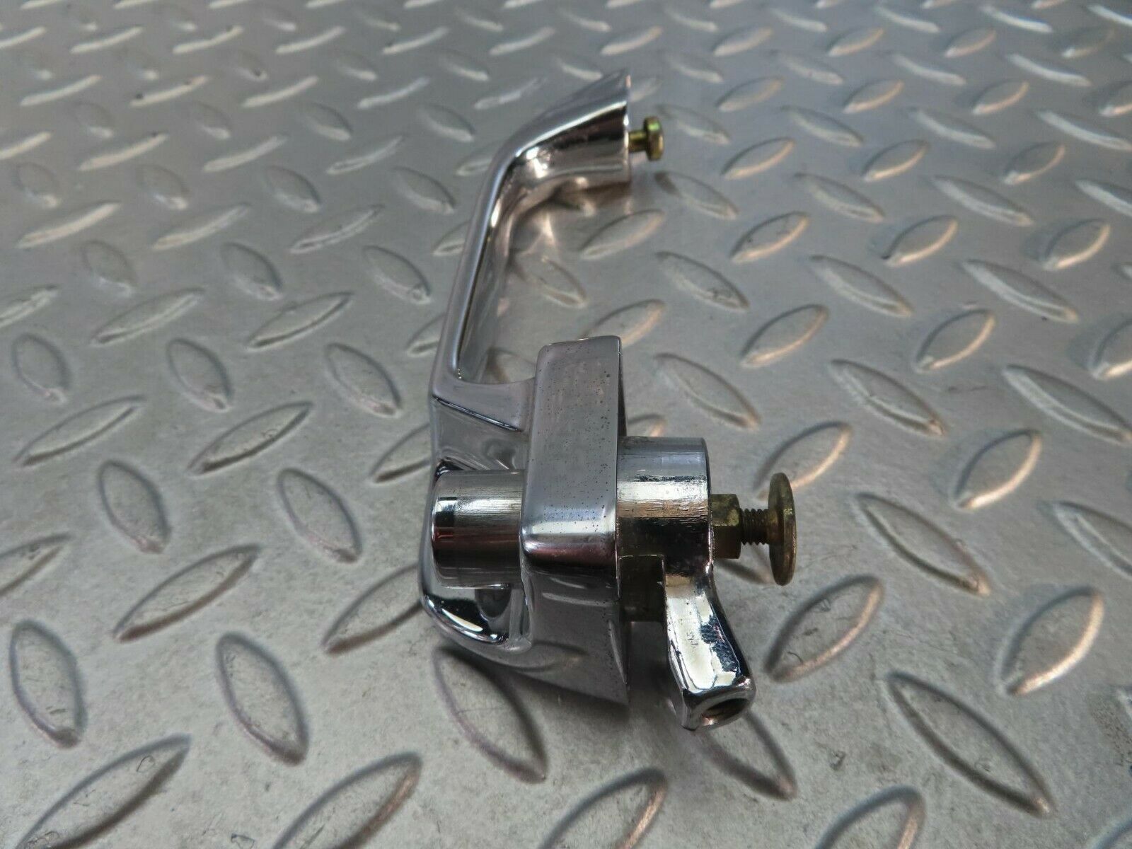 8728 Mercedes-Benz W115 Chrome Door Handle Rear Right 1157660401