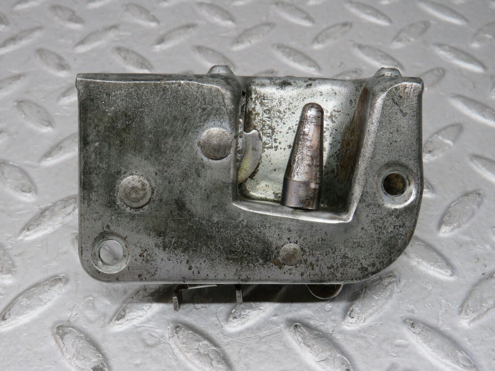 35738 Mercedes-Benz W108 Rear Right Door Lock Mechanism