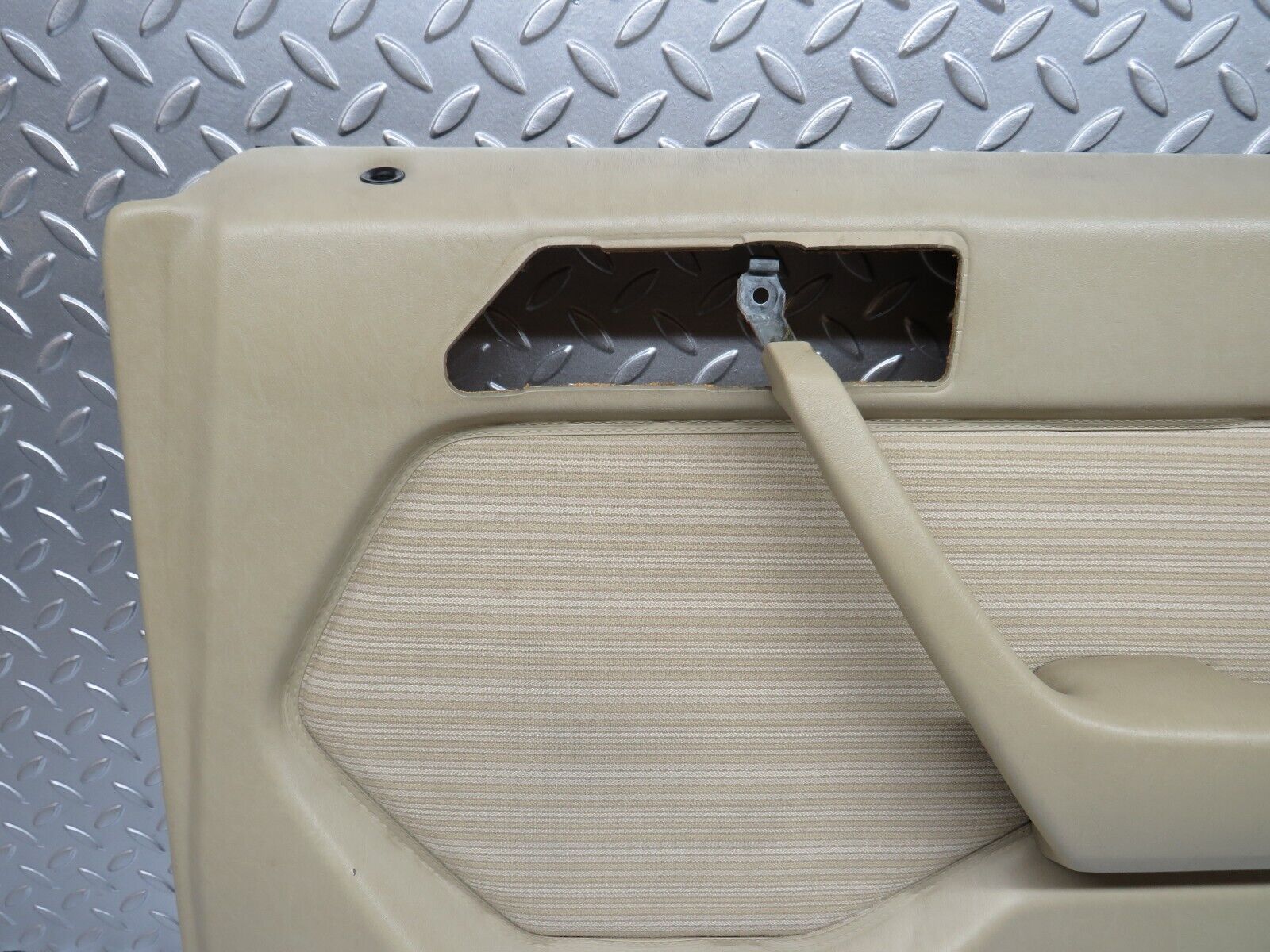 29237 Mercedes-Benz W124 230E Rear Right Door Card Beige 1247370270